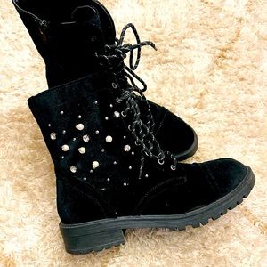 Madden girl combat boots